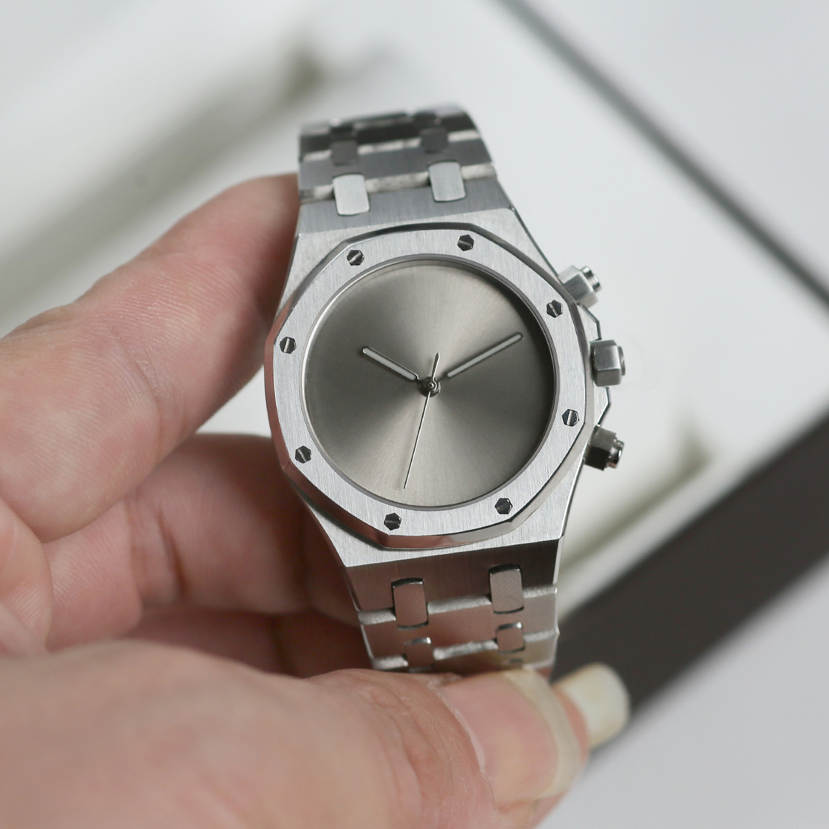 Casual Couple Model Royal Oak Series Watch Octagonal Stainless Steel Young Men and Women Quartz Steel Band Watch 1028