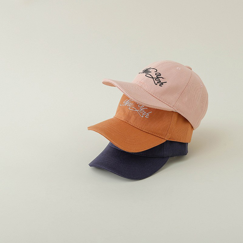Sombreros infantiles coreanos primavera y otoño nuevos niños y niñas gorras de lengua de pato casuales letras genéticas bordadas gorras de béisbol bebé