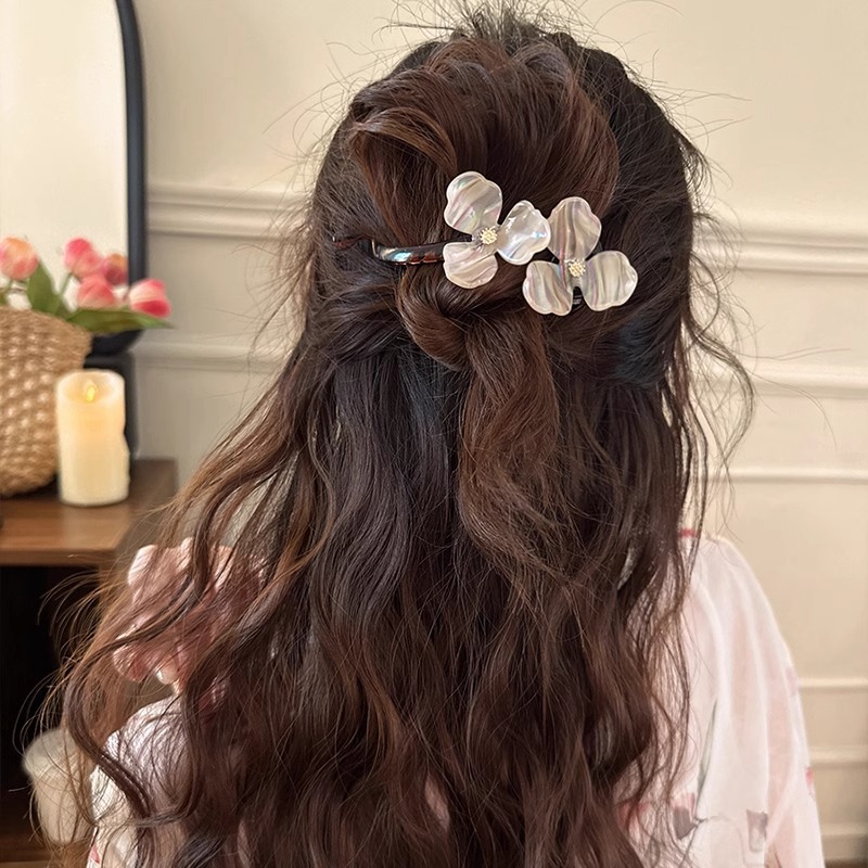 後頭部の髪型を整える高級フラワーツイストクリップとヘアクリップの代替品、ワンラインクリップ、ヘアアクセサリー、ハーフタイヘアクリップ|undefined