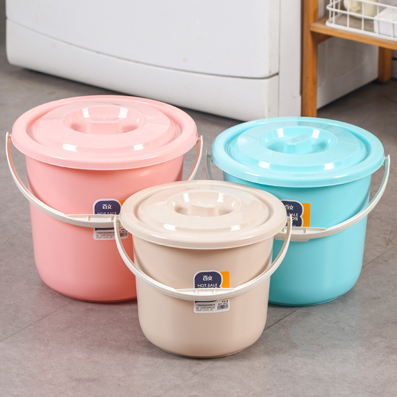 Plastic bucket with lid, portable, thickened, for household cleaning, small bucket, children's beach bucket, household storage bucket, round bucket Plastic bucket with lid, portable, thickened, for household cleaning, small bucket, children's beach bucket, household storage bucket, round bucket