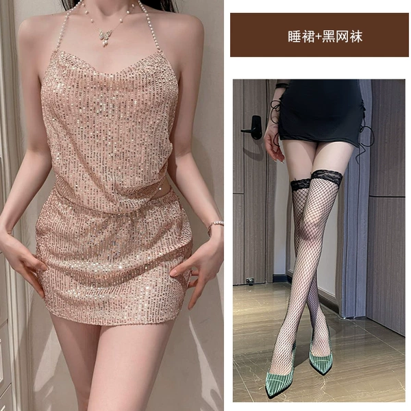 Set, champagne color