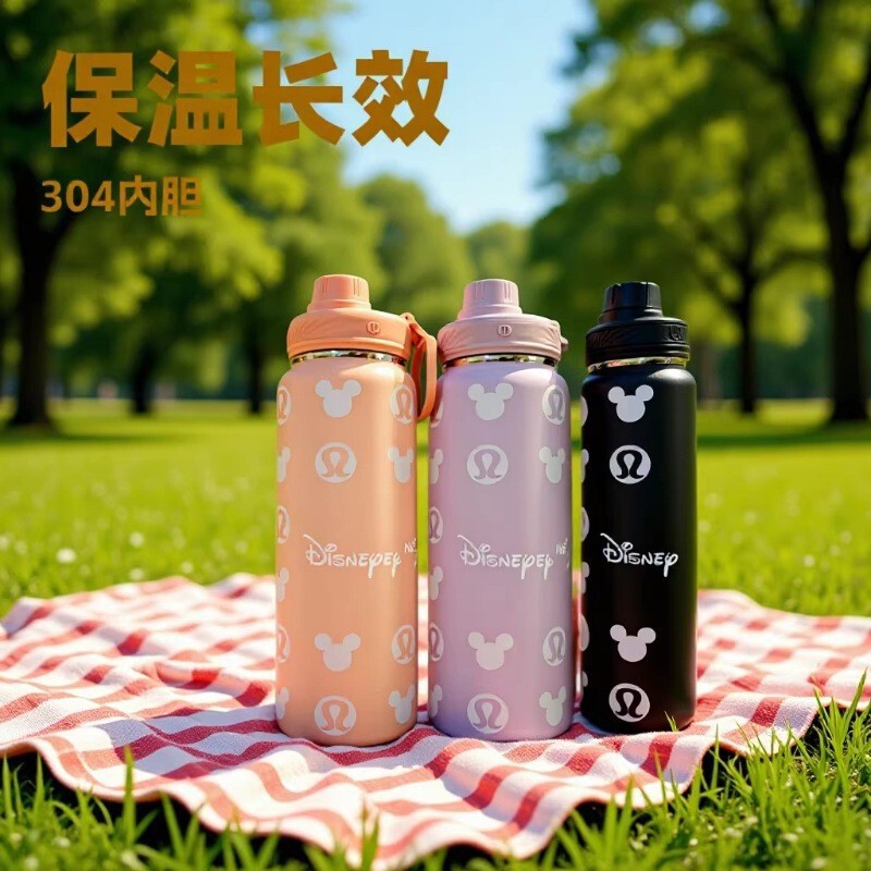 New Lulu Sports Water Bottle Lulu Co-Branded Water Bottle Outdoor Fitness Thermos Cup Yoga Water Bottle New Lulu Sports Water Bottle Lulu Co-Branded Water Bottle Outdoor Fitness Thermos Cup Yoga Water Bottle