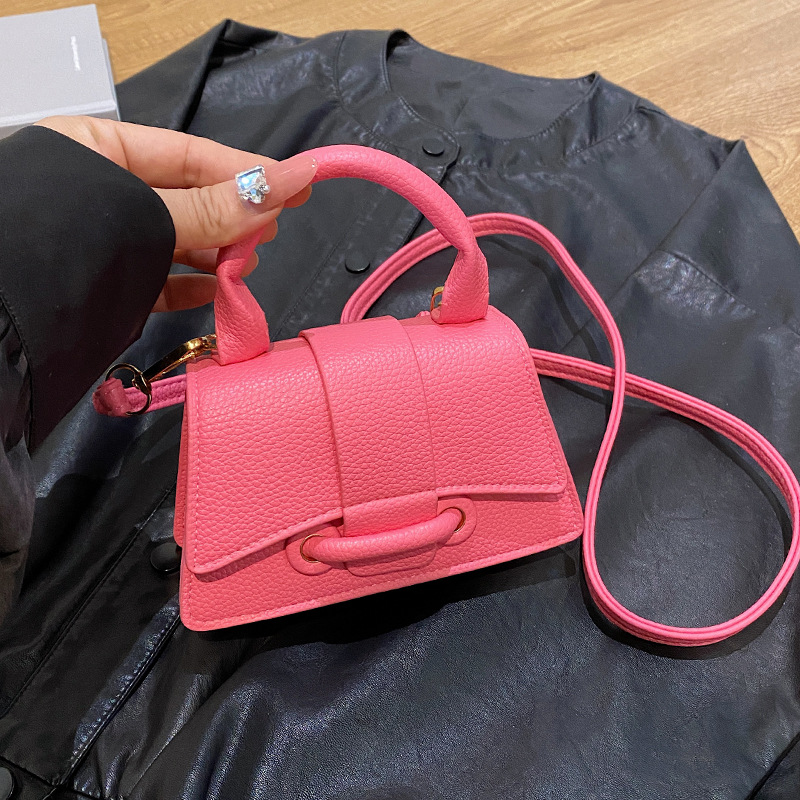 Este año, la moda coreana mini bolso otoño-invierno 2024 nuevo estilo extranjero bolso de hombro pequeño bolso cuadrado para mujeres