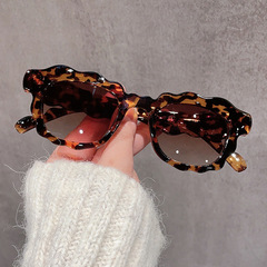 向日葵波浪太陽鏡女新款跨境雲朵個性走秀太陽眼鏡時尚百搭墨鏡潮