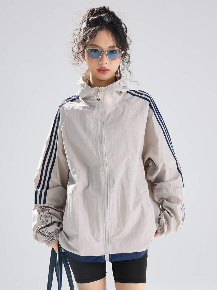 Couple's Outdoor Upf50+ Three-Stripe Women's Sun Protection Clothing, Uv-Resistant, Moisture-Wicking, Sporty Style, Trendy Women's Sun Protection Clothing