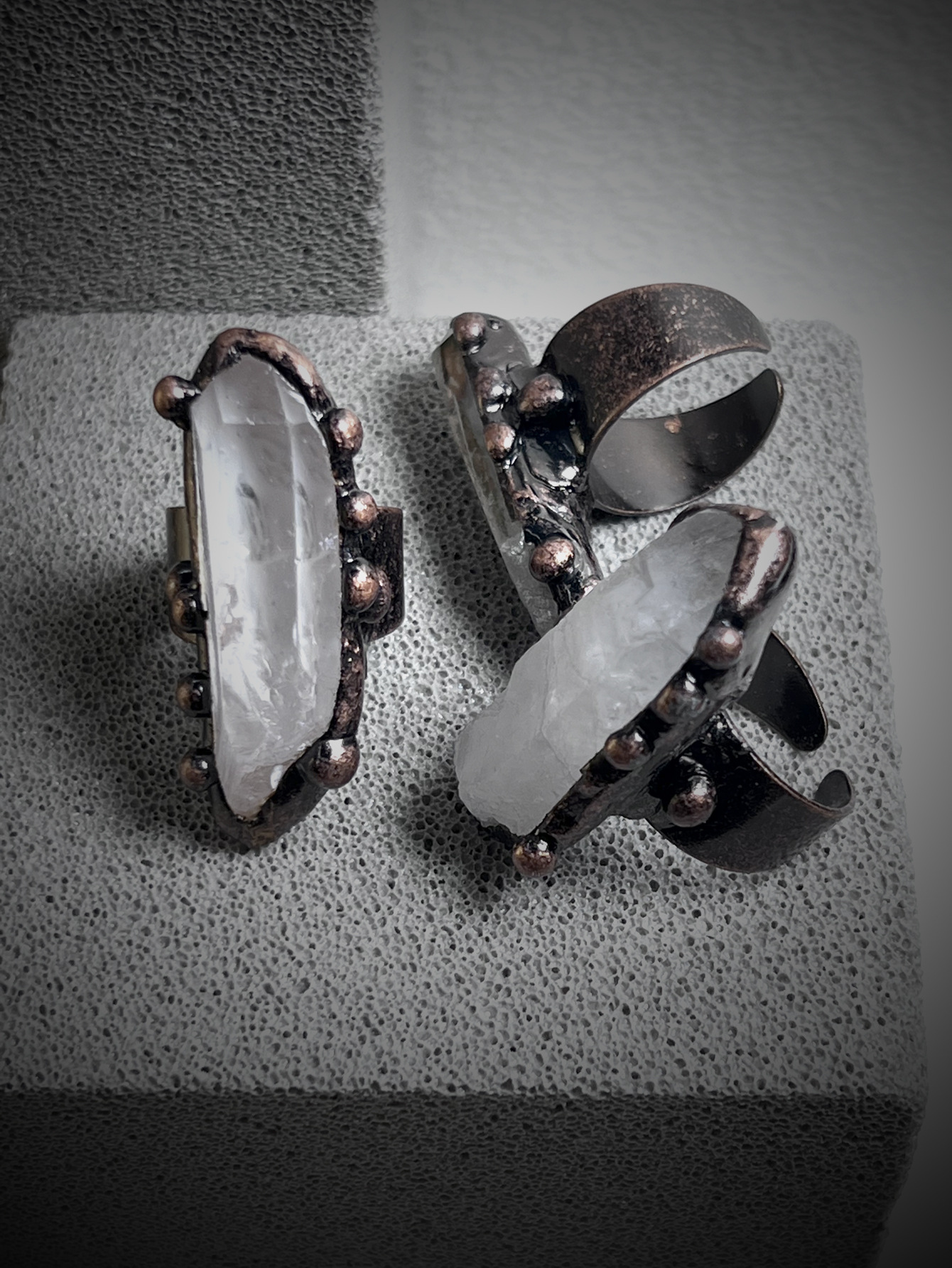 Street Occasion Unisex White Crystal Copper Healing Geometric Open Rings Healing Crystals Jewelry