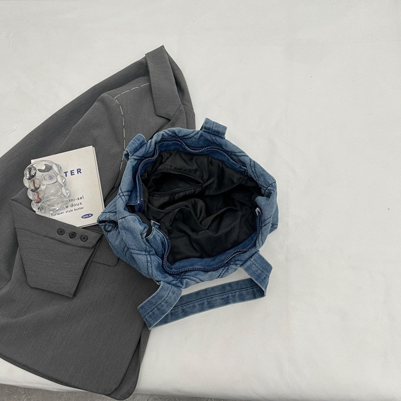 Bolso de mano de diamante para mujer 2024 nuevo retro de gran capacidad de mezclilla bolsa de hombro ligero bolso de hombro de viaje