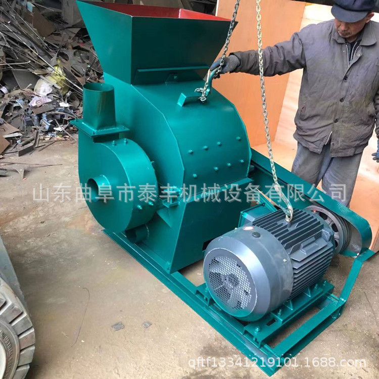 小麦秸秆饲料粉碎机 养殖玉米粒豆粕锤片式粉糠机 化工原料粉碎机