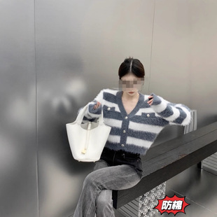 �͹Ÿ�ζ�ڰחl�yë������Ů�ﶬŮ�b�����⴩�̿�v�Iᘿ��_��Ů