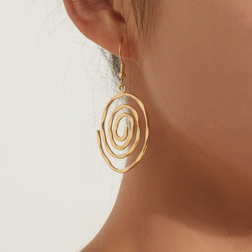 European and American cross-border jewelry, fashionable and creative hollow round vortex earrings for women, Amazon trendy earrings