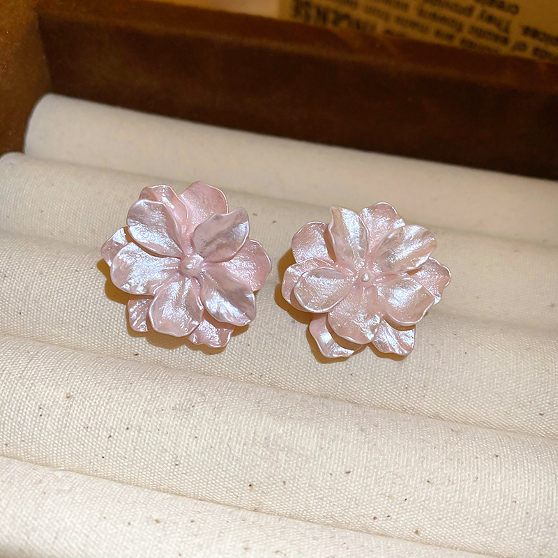 Aguja de plata Pendientes de flores dulces rosas Pendientes lindos de todo fósforo de la serie Mori Pendientes de diseño de moda de nicho al por mayor femenino