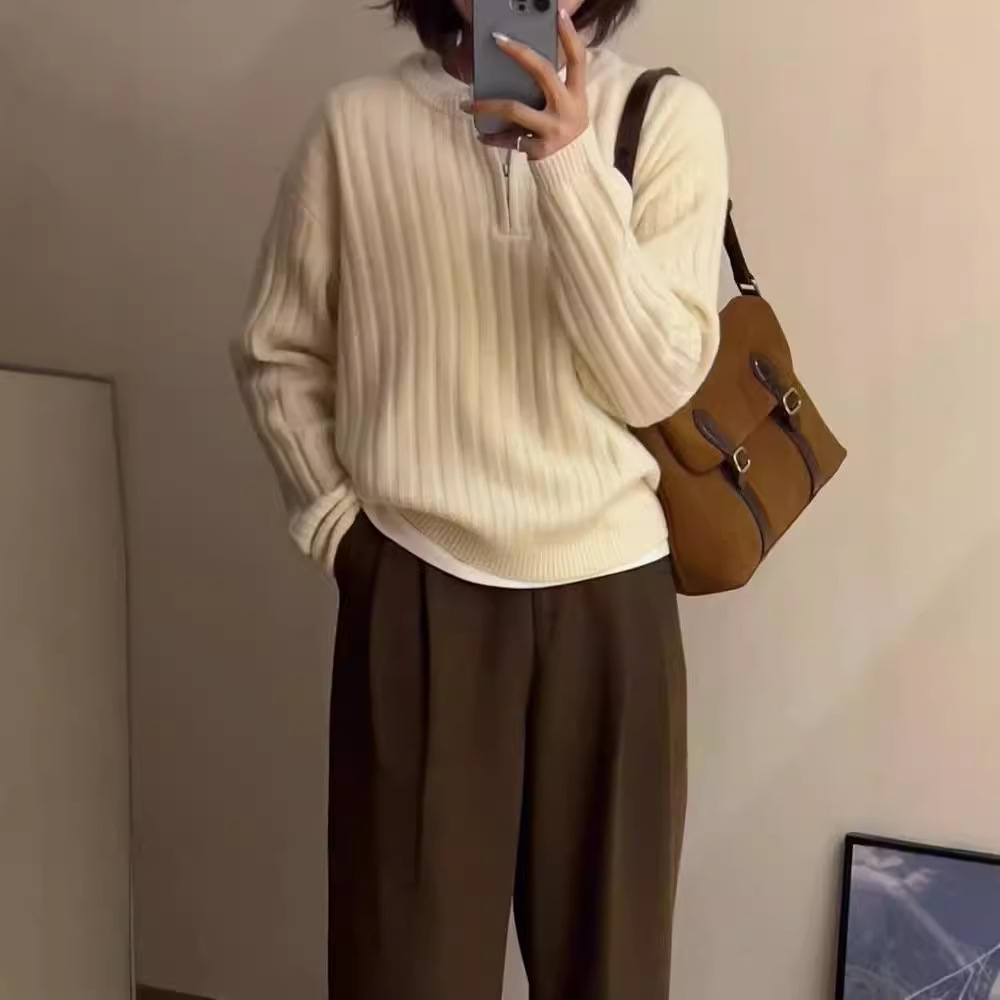 Demi-season Japanese retro knitted sweater with zipper with a round…