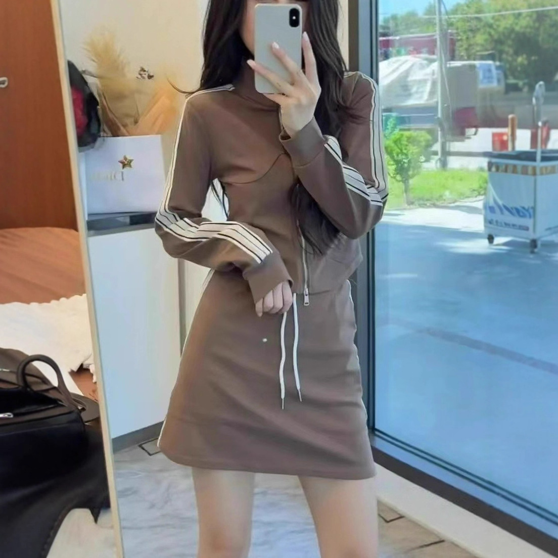 Trendy Niche Women's Spring and Autumn Tracksuit Slimming Striped Zip-Up Top and Skirt Fashion Casual Set