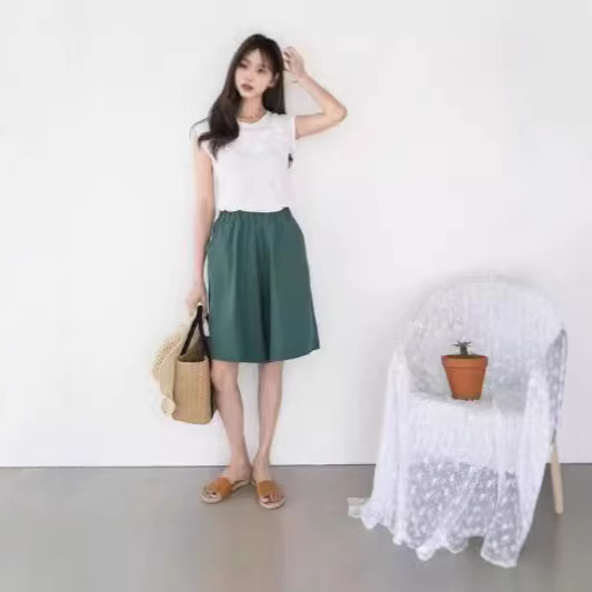 Five-Point Pants for Women 2022 Summer New Pure Color Casual Loose Fat Sister Shorts Plus Size Women's Thin Wide-Leg Pants Five-Point Pants for Women 2022 Summer New Pure Color Casual Loose Fat Sister Shorts Plus Size Women's Thin Wide-Leg Pants