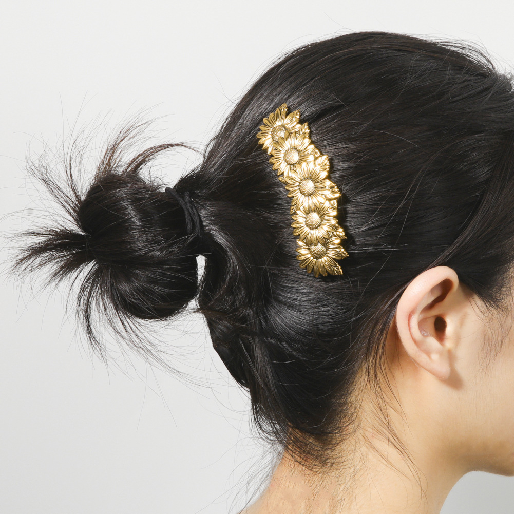 Retro Sunflower Alloy Plating Hair Clip display picture 3