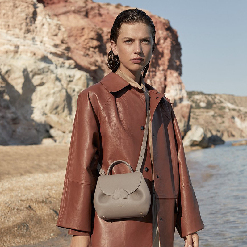 엘리펀트 그레이 트럼펫(리치 패턴)