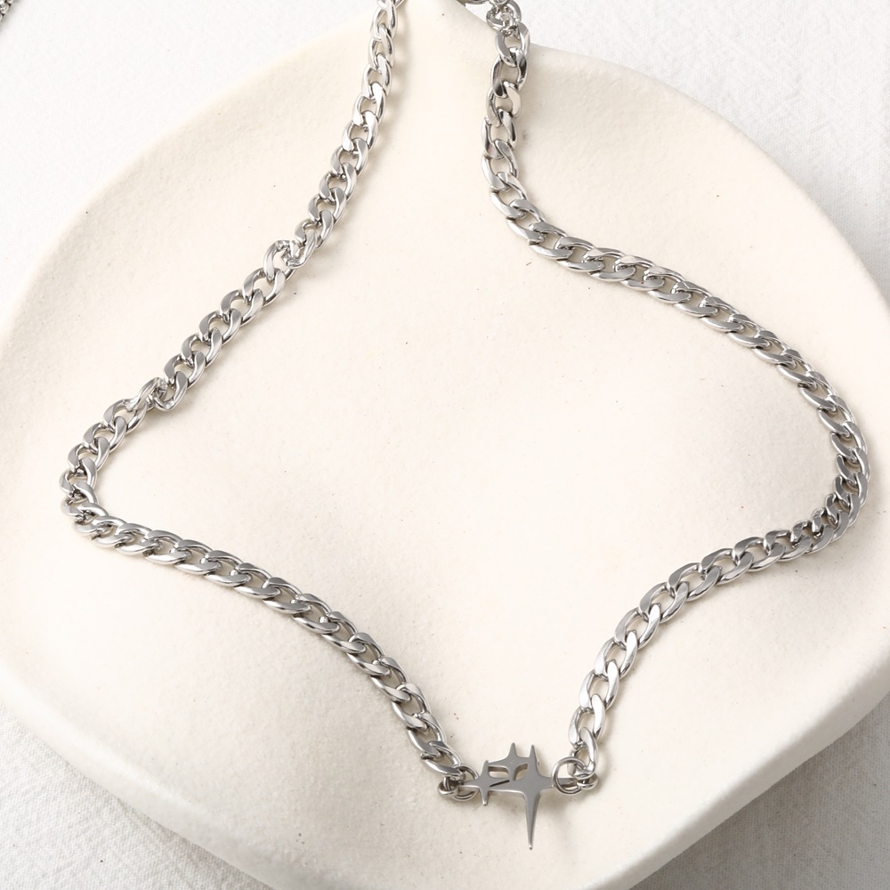 Iconic Cuban Link Chain Necklace For Men With Pendant Heritage_voghion.com