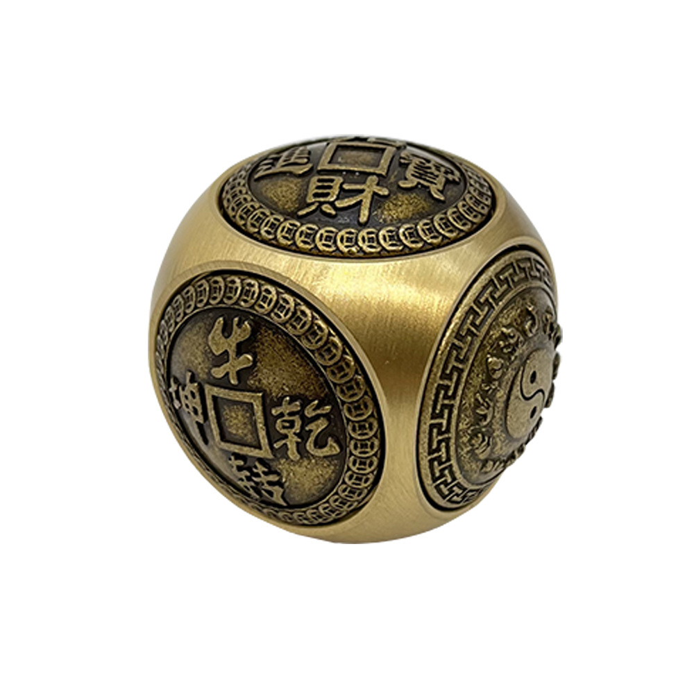 둥근 6 면 약 5cm * 5cm 약 298 그램