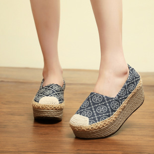 1618-77 New Casual Cloth Shoes Women's High-heeled Thick-soled Low-top Ethnic Style with Chinese Clothing Women's Shoes