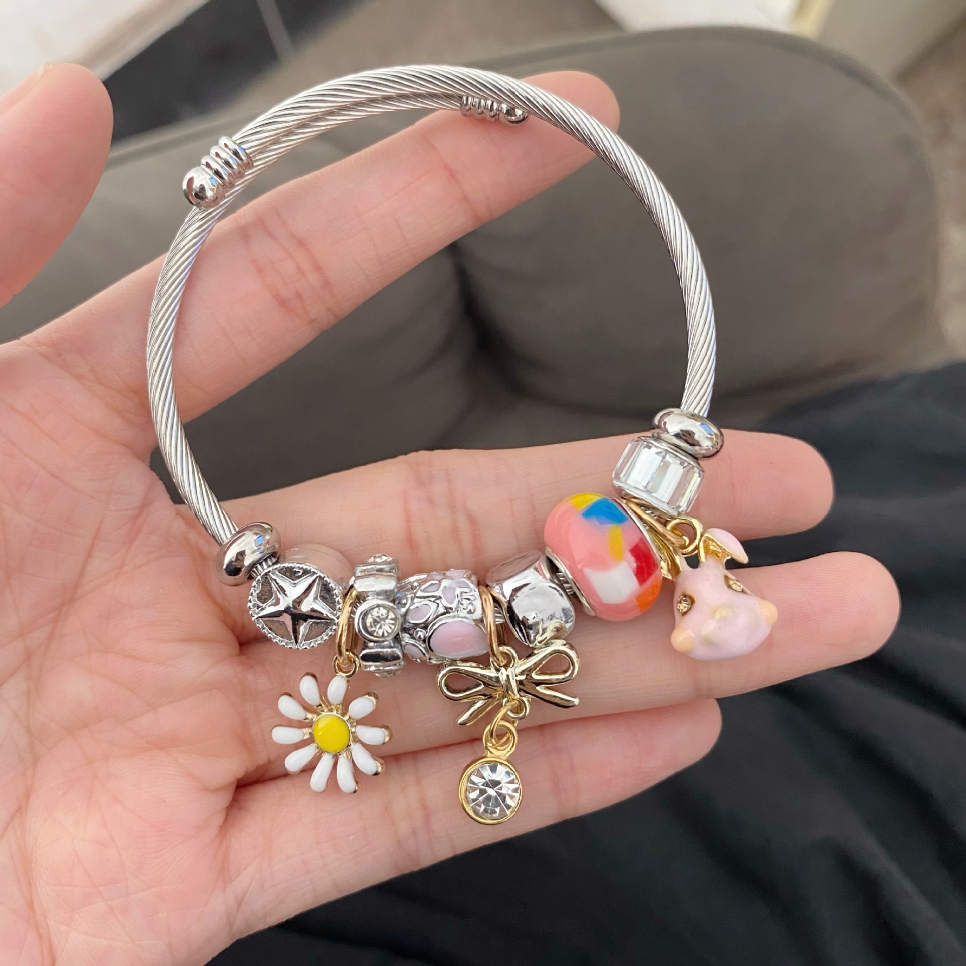 Pulsera de Acero Inoxidable Panjia Dora con Corazón y Oso, Pulsera Abierta con Cuentas para DIY, Joyería de Estilo Fresco, Éxito de Ventas en Amazon