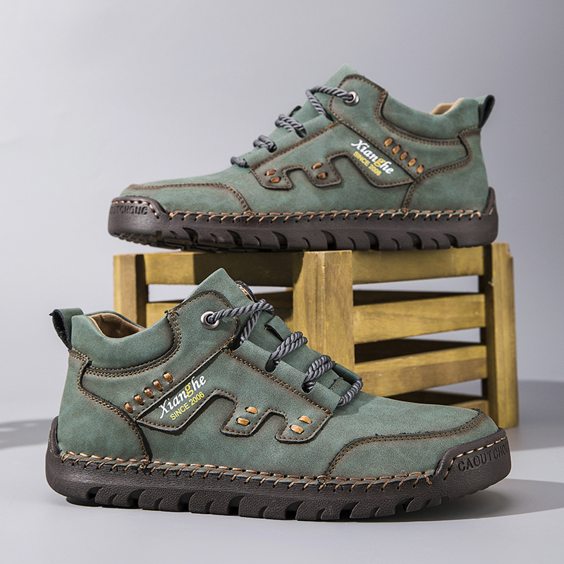 Fashionable lace-up hand-stitched large-size outdoor Martin boots