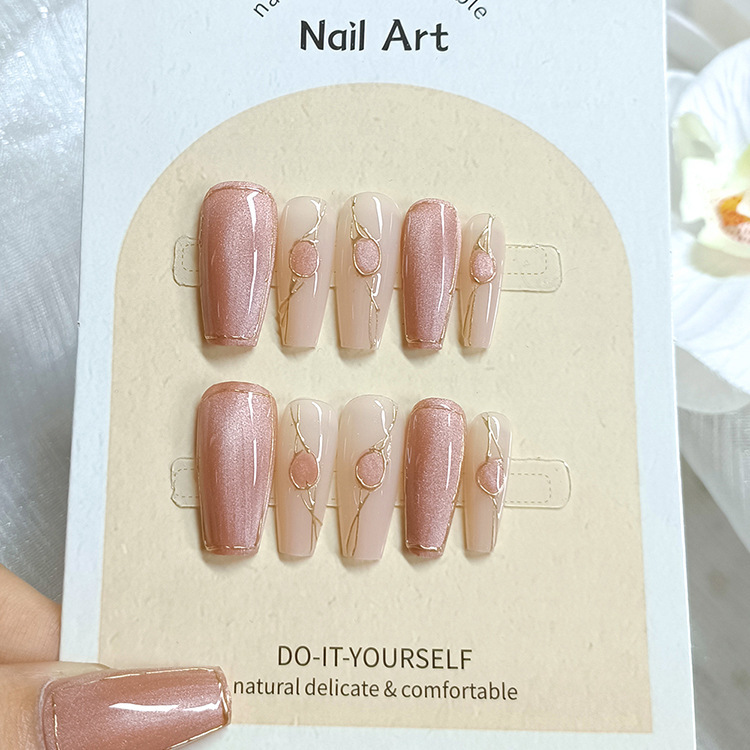 Manicura de Año Nuevo, 10 piezas de diamantes de perlas hechos a mano, arte de uñas portátil, parche de uñas Xiaohongshu, venta al por mayor