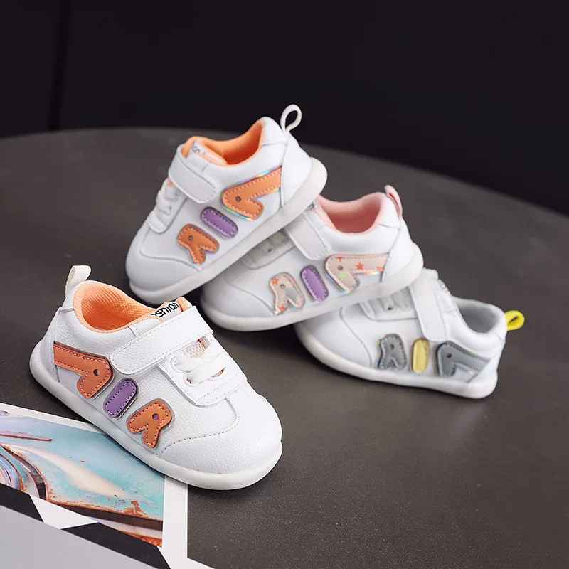Демисезонная детская дышащая обувь для мужчин и женщин, кожаные белые туфли, держатель для веревки для малышей раннего возраста, 1–3 года, подошва из мягкой подушки