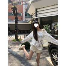 �羳�����ݼy����������Ů�������L��T���OӋ�а�ɫ¶��б����
