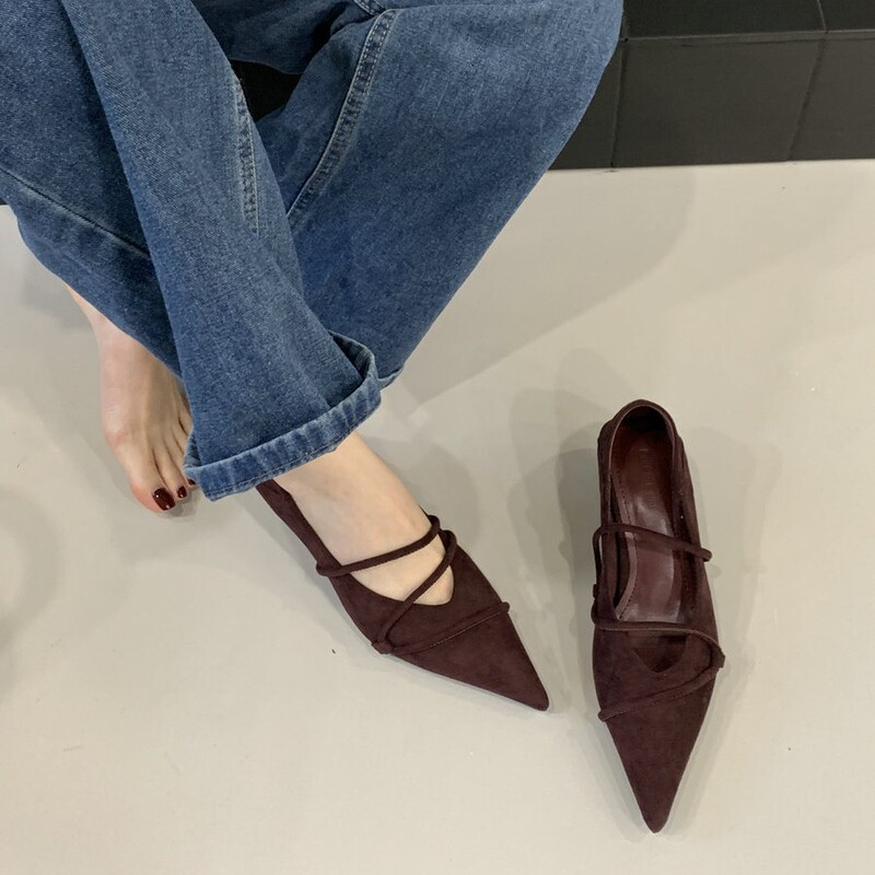 2025 New Autum Style Suede Pointed Toe Small Low-Heeled High-Heeled Shoes, Fashionable and Versatile Retro Slimming Look Work Clothing Shoes