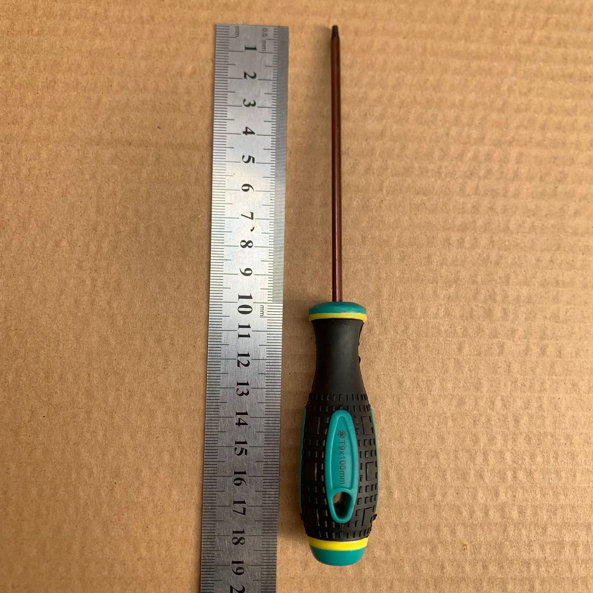 Fabricante de FUENTE S2 destornillador de forma especial Destornillador hexagonal destornillador de ciruela triángulo en forma de U en forma de Y