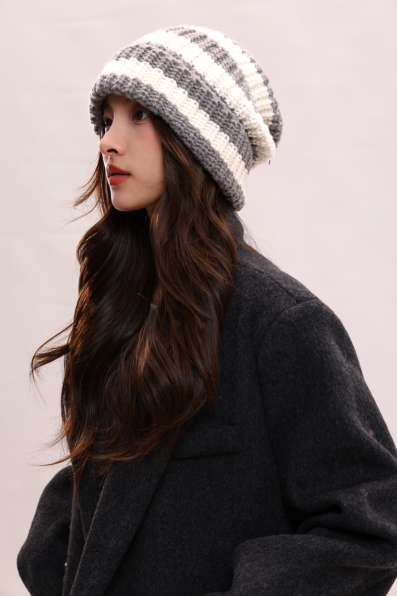 Cappello a sacco con viso a righe grande circonferenza della testa cappello di lana per le donne in autunno e inverno, viso piccolo, caldo lavorato a maglia freddo_voghion.com