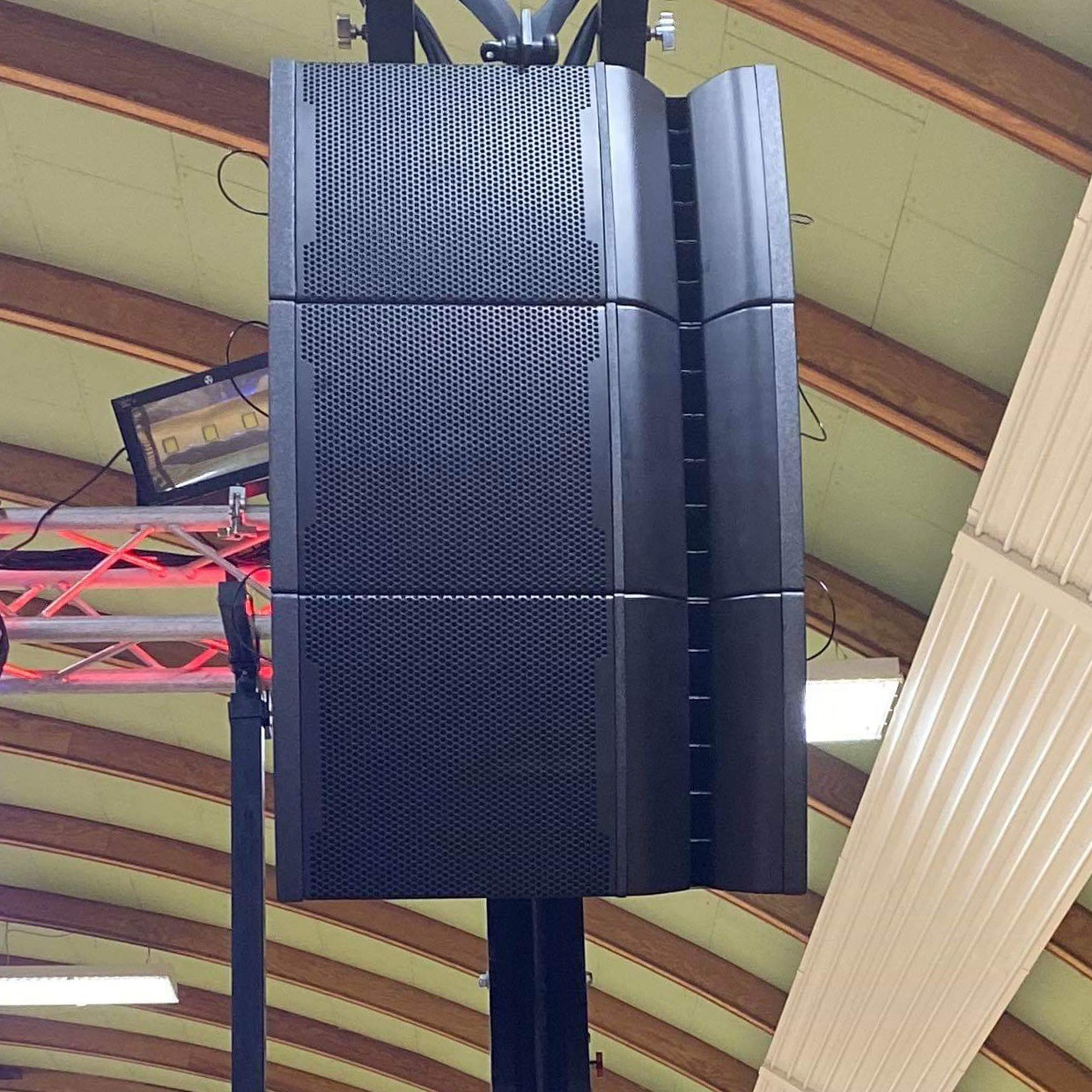 FUENTE fabricante de rendimiento al aire libre altavoz rendimiento de ingeniería line array audio rendimiento profesional activo 12 pulgadas 932 line array