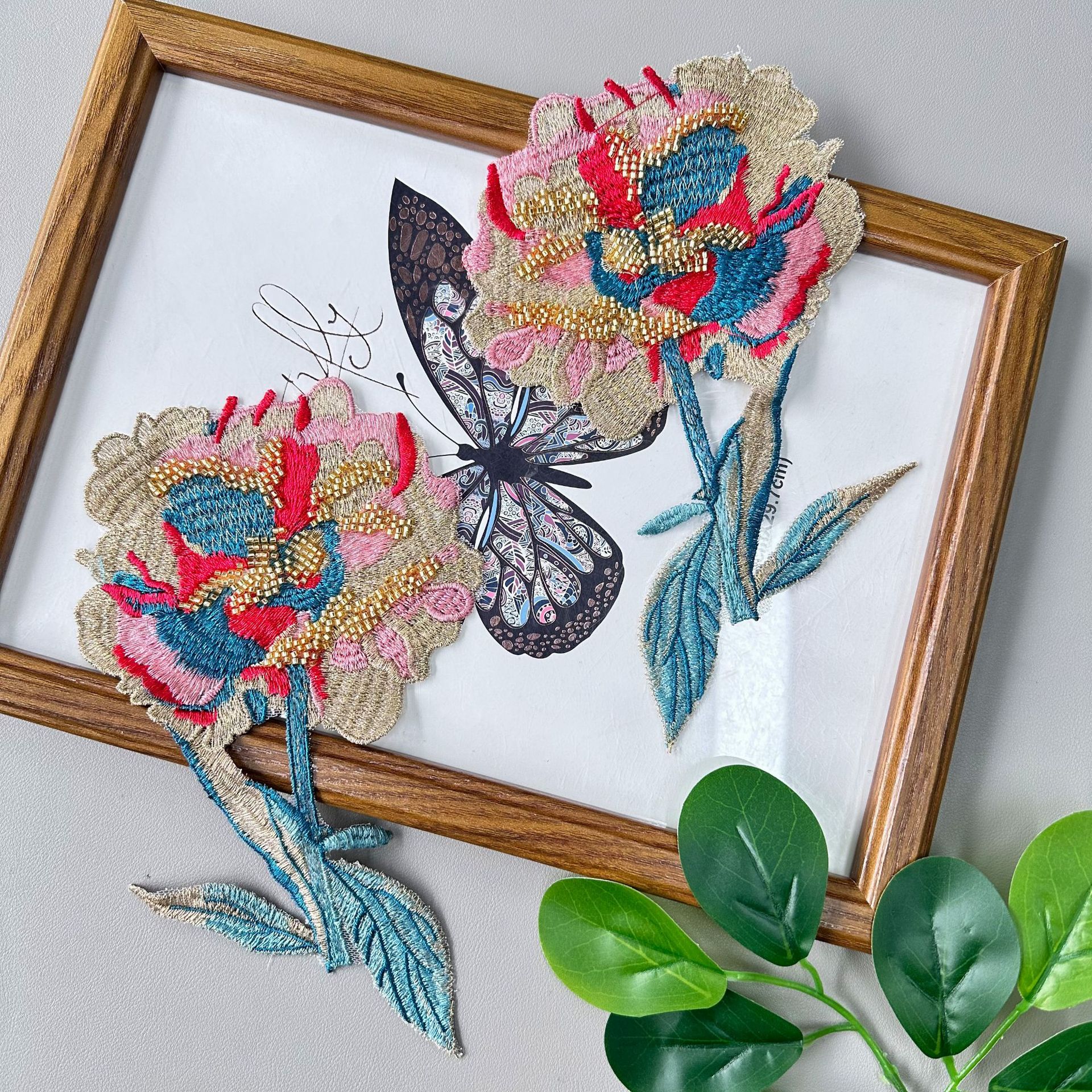 Nuevas flores bordadas coloridas de estilo nacional industria pesada de prendas de vestir accesorios de decoración de prendas de vestir accesorios de prendas de vestir spot transfronterizo