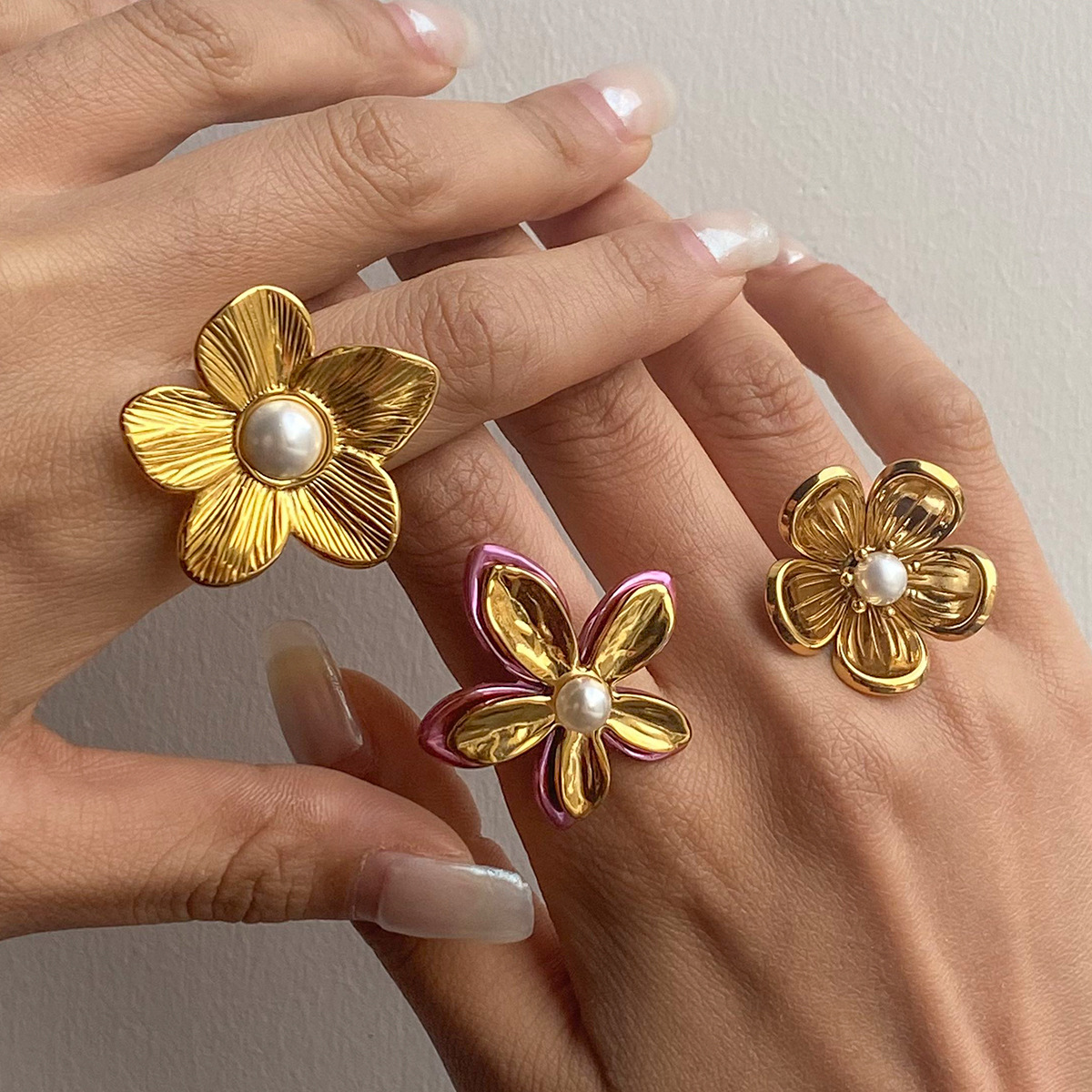 Open Rings Classification PVD Coated Real Gold Plated Flower 304 Stainless Steel Vintage Style Commute Waterproof Non Tarnish Open Rings