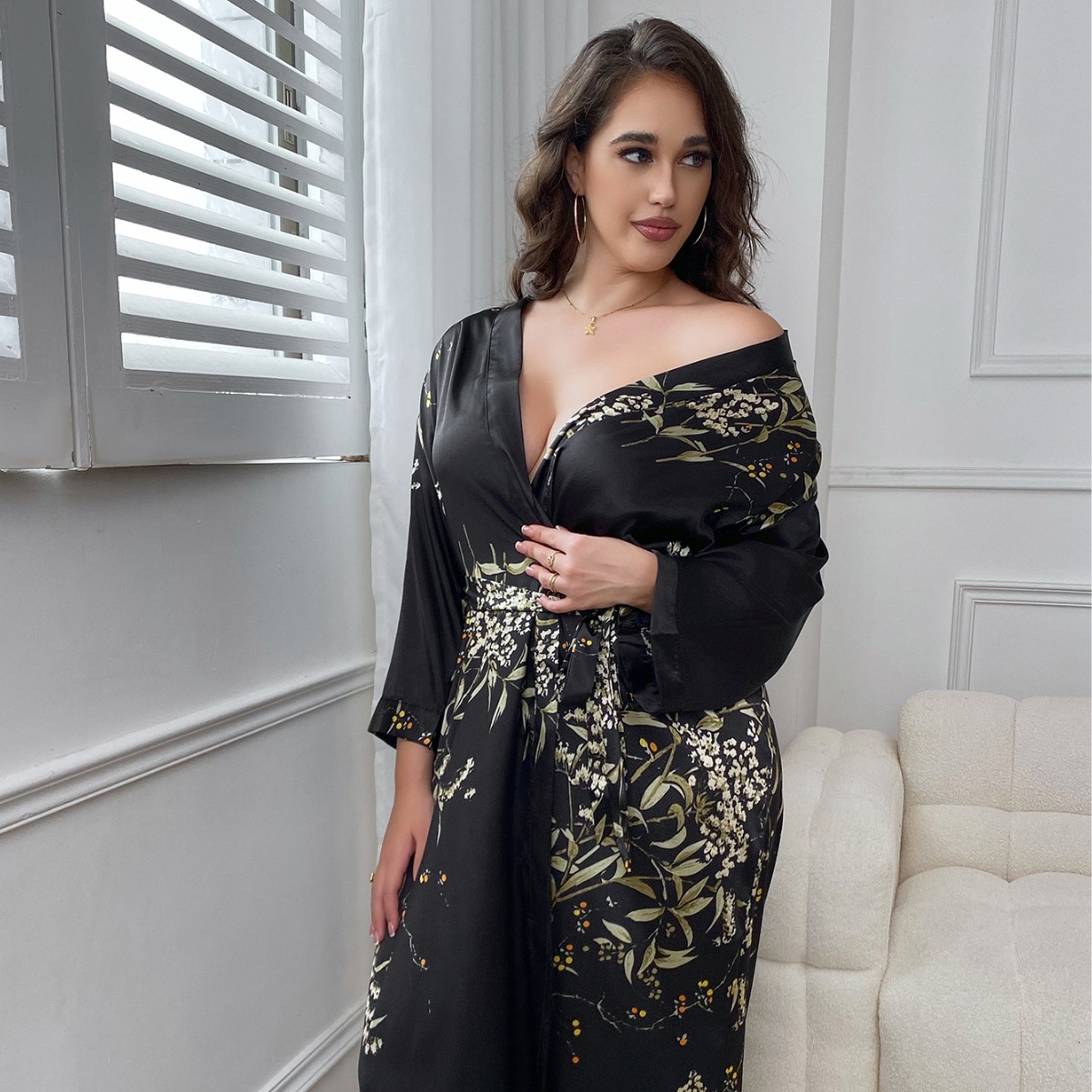 GraceChic Cross-Border Plus Size Damen-Nachthemd mit Blumenmuster aus Satin, lässig, bequem, locker und atmungsaktiv_voghion.com