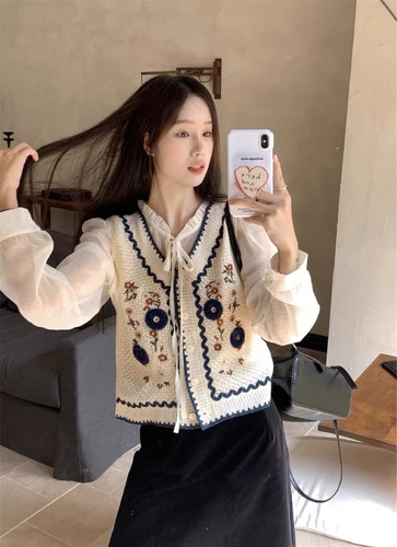 Women's Autumn Embroidered Knit Cardigan Vests with Peony Style, Layered Top, Fashionable, Wholesale