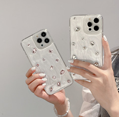 Glue three-dimensional cream white powder diamond iPhone14 Apple 11 suitable for 12/13pro max mobile phone case anti-fall
