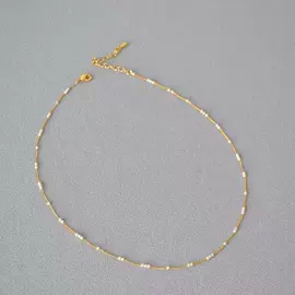 项链;耳钉;耳环