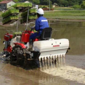 原厂到货MINORU SANGYO 水田驱动除草机 KE3A＋KW6