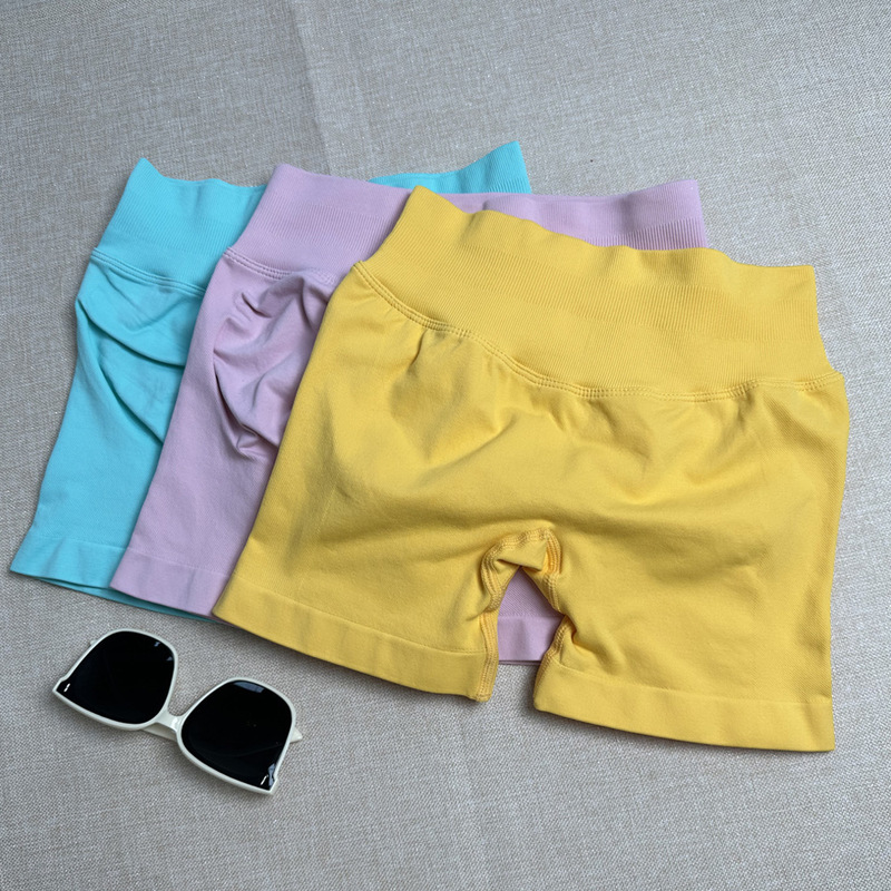 Dfyne's Same Fashionable Pure Color Seamless Butt-Lifting Yoga Shorts, Tight-Fitting Sports Tights, High Elasticity and Translucent