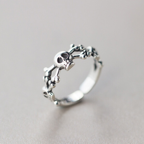 Skull Ring Front View