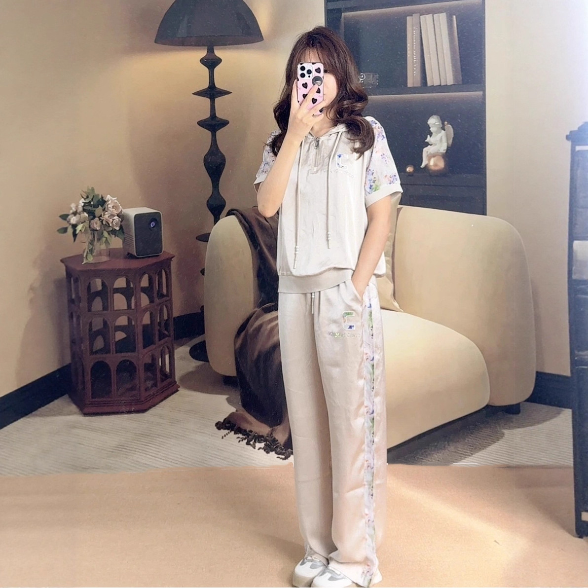 春夏新款中老年洋气女装时尚休闲运动套装俩件套大码连帽短袖卫衣