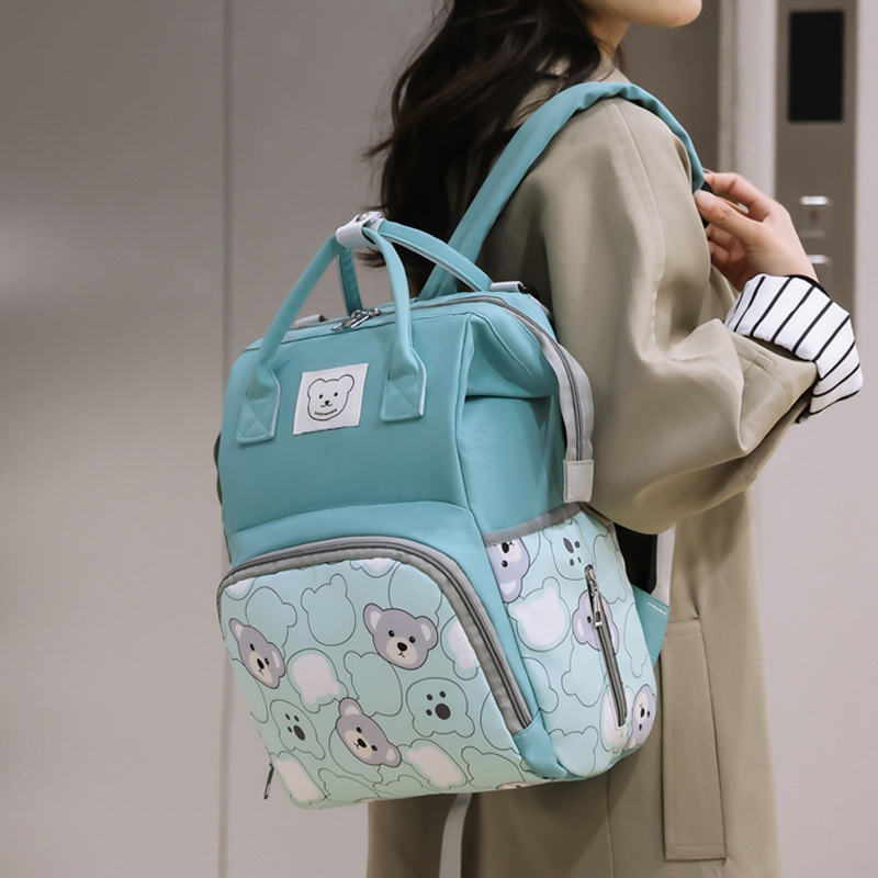 New baby mom portable waterproof thermal insulation backpack high-looking baby carriage large capacity mummy bag