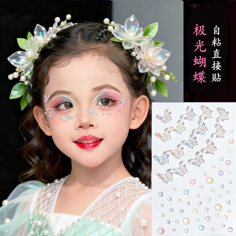 Parche de maquillaje de imitación de celebridades de Internet Parche de diamante Parche de diamante de mariposa Parche de diamante de imitación Parche de cara Parche de lágrima Parche de perlas de ojo Parche de diamante intermitente