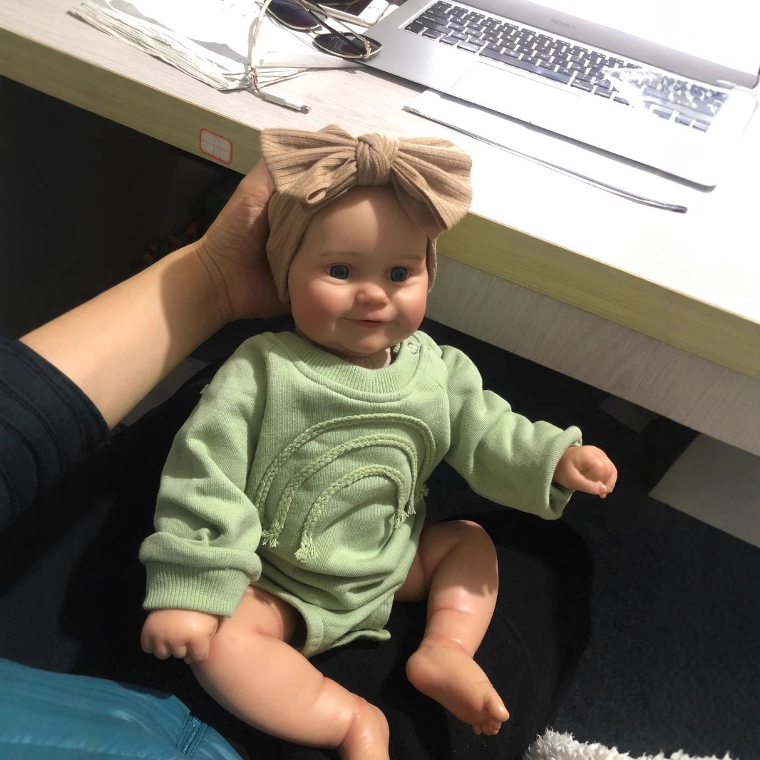 50cm cuerpo de tela Linda muñeca de simulación Maddie pelo pintado a mano suministro de comercio electrónico transfronterizo una generación