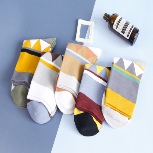 Autumn and winter cotton socks men's mid-calf warm casual breathable socks business high waist thickened men's socks manufacturer wholesale