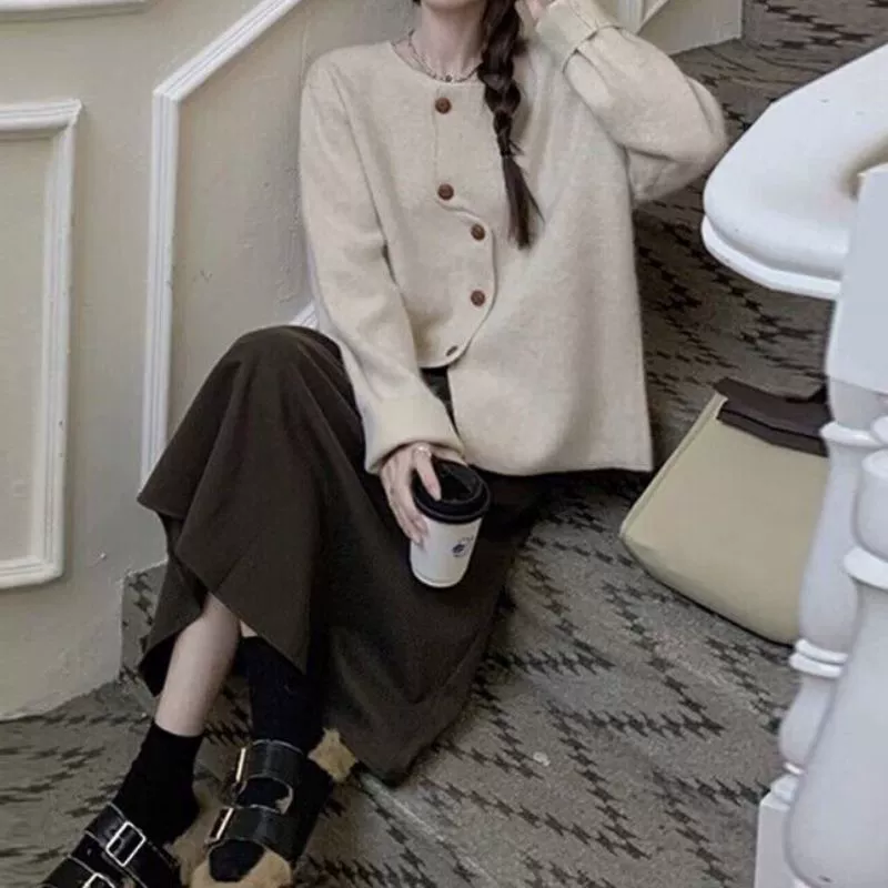 Демисезонная осенняя термобелье, юбка, стиль Chanel, французский стиль