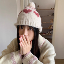 韩版混彩爱心毛球针织毛线帽女秋冬甜美百搭保暖护耳显脸小套头帽