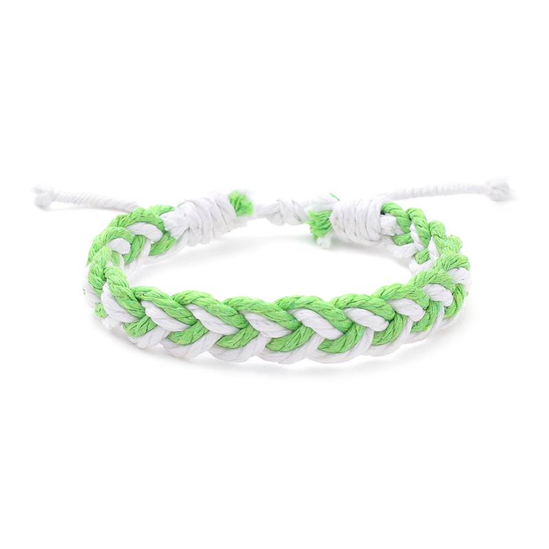 잔디 녹색과 흰색