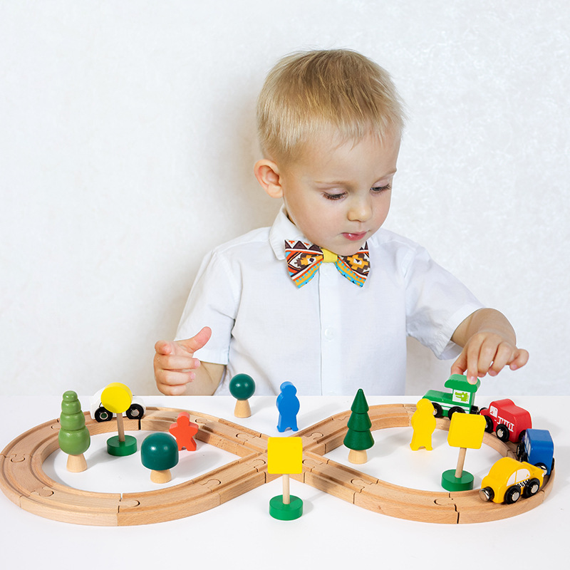 Transporte infantil de madera manuales, tren pequeño, vagón de ferrocarril, juguete, mesa, pista tridimensional